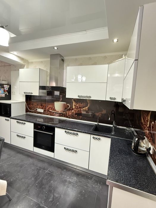 Кухонная гарнитура