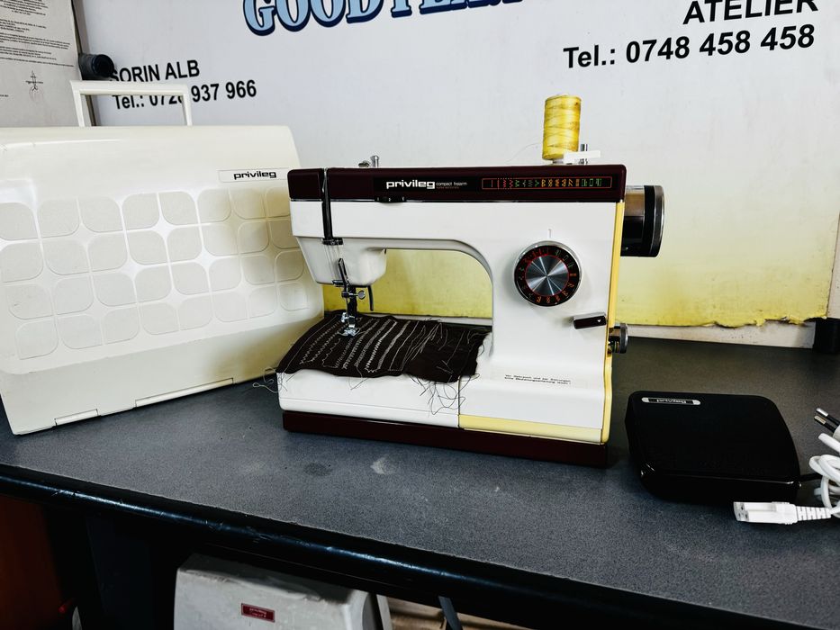Masina de cusut Privileg Compact japonez