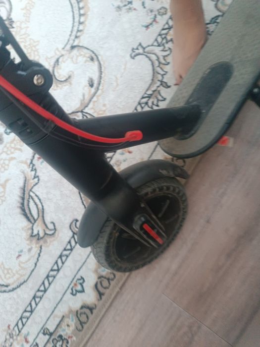 Электро самокат срчно