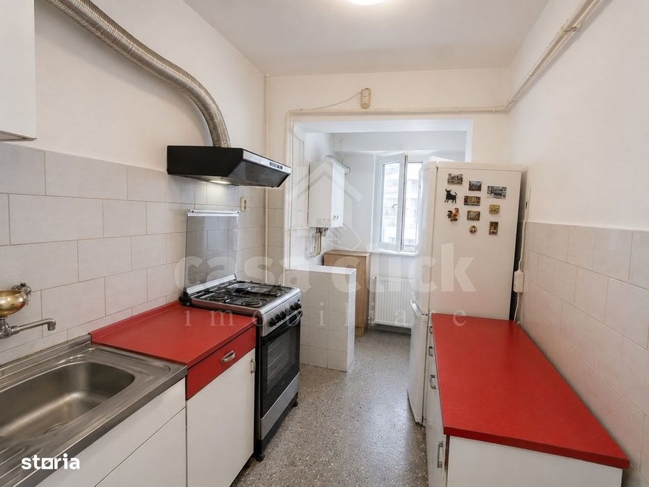 Apartament generos 1 camera, luminos și bine amplasat în Micro 20 - Vedere 4