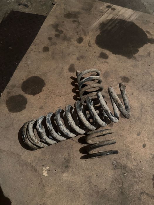 Пружины мерс 190