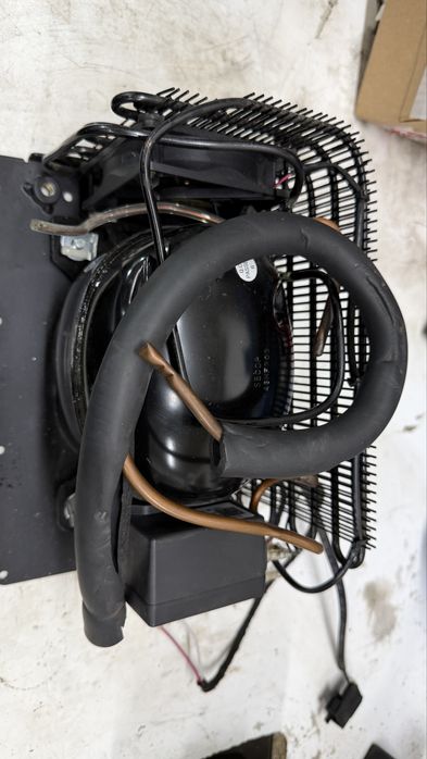 Compresor secop frigider 12v