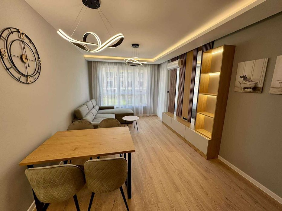 Продава се Двустаен апартамент в Пловдив, Остромила - 60 кв.м за 2250 €/кв.м - Снимка #2