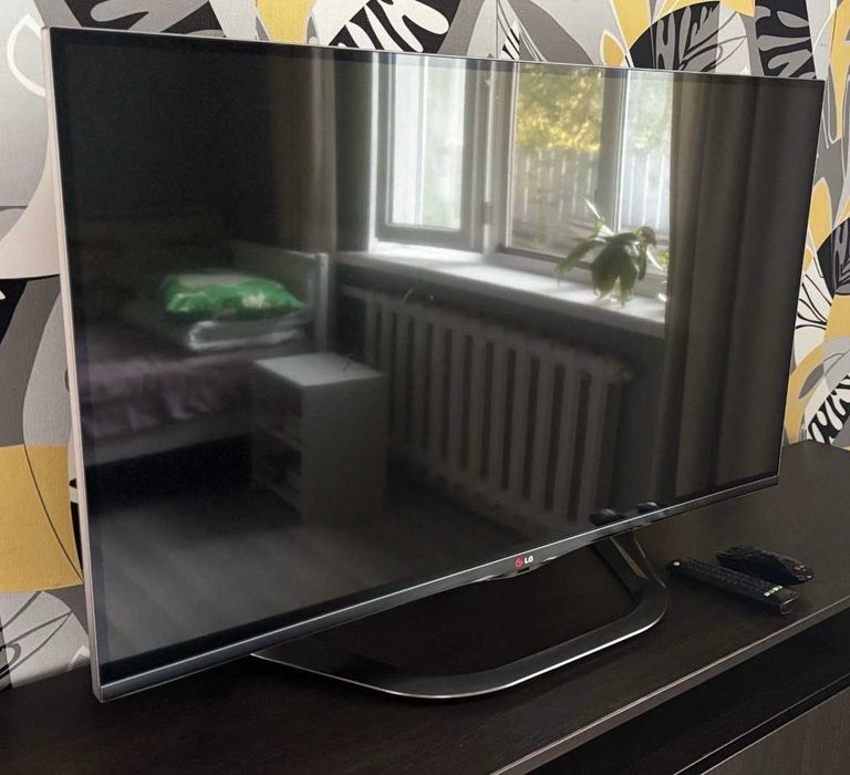 LED телевизор LG 47LA690V