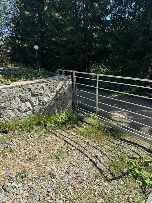 vand vila turistica statiunea muntele  baisorii