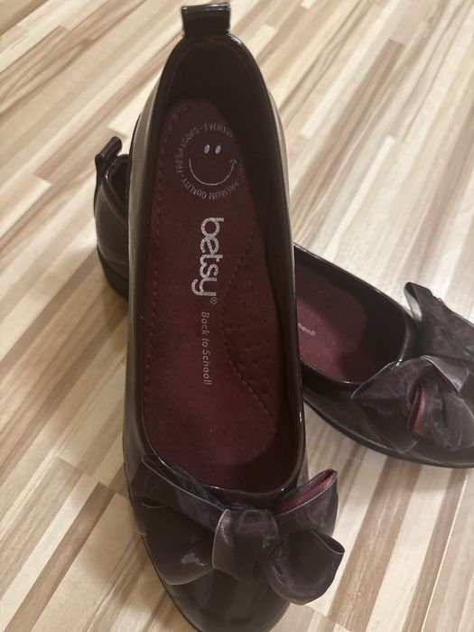 Обувки размер 35