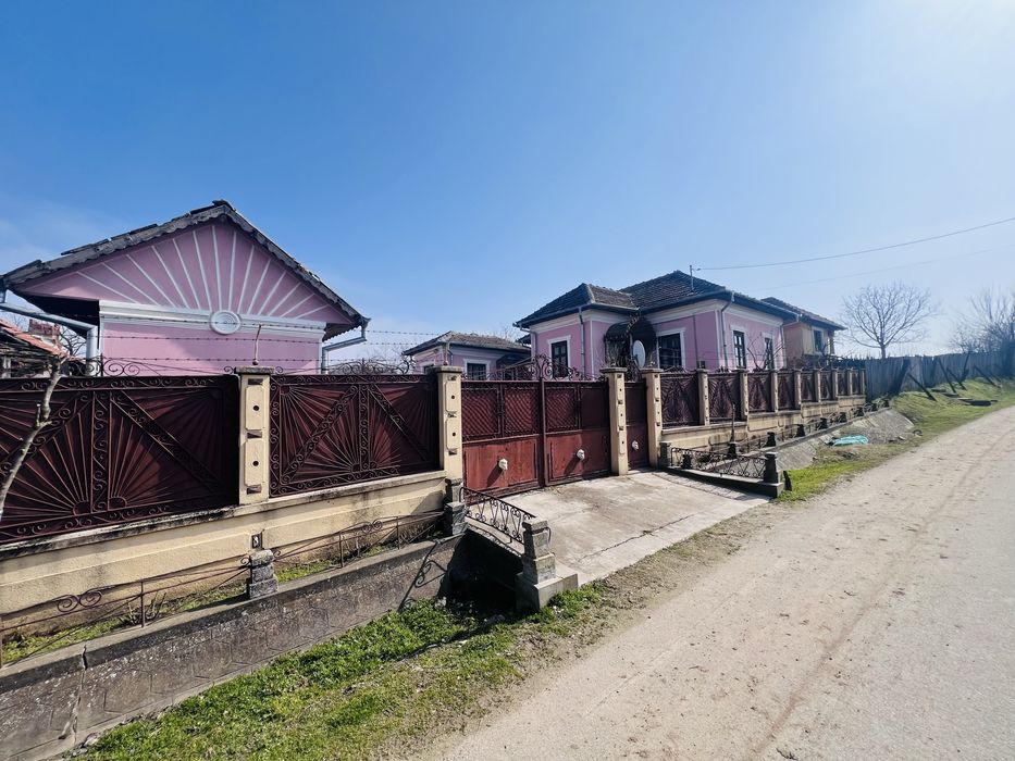 Casă Pătulele 2 proprietăți  SCHIMB CU APARTAMENT