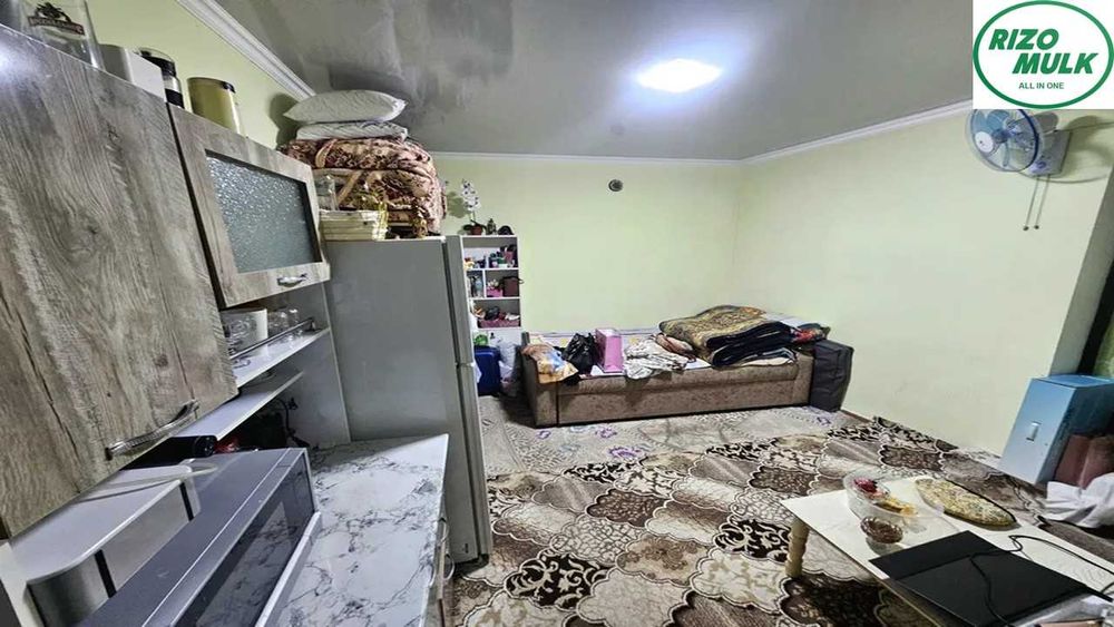 Шайхонтохур Обиназир махалласида шинамгина ховли сотилади. NR494/2