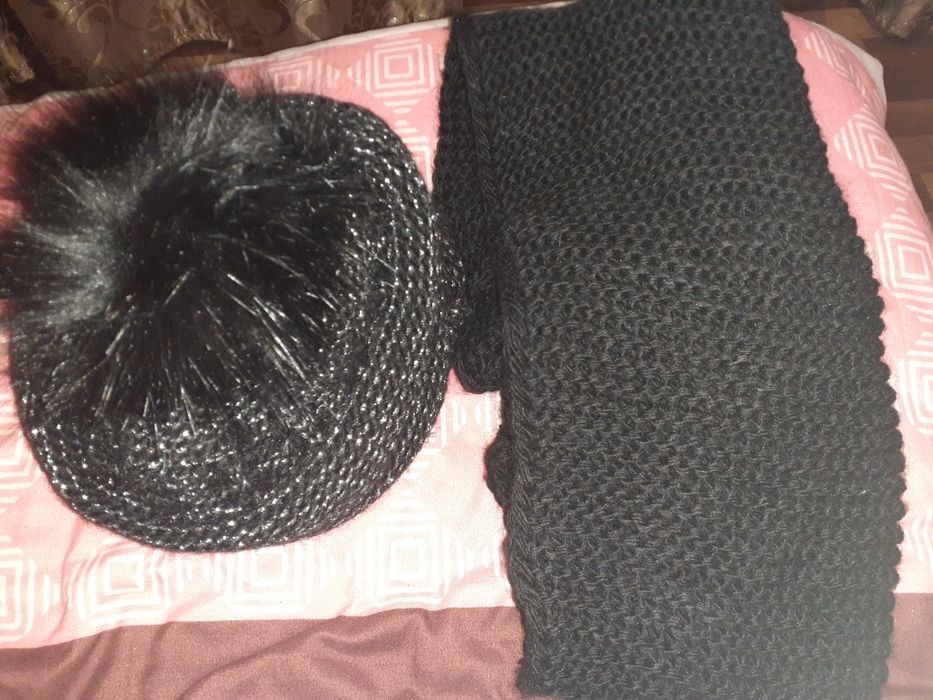 Продам набор шапка и снуд