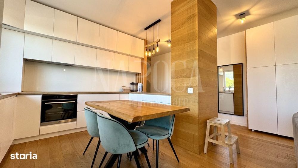 Apartament 3 camere de vanzare in Floresti