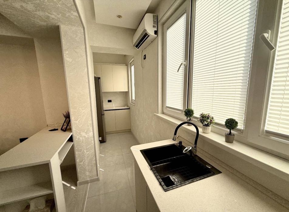 Продается 1в2 ком квартира ЦУМ 110 школа