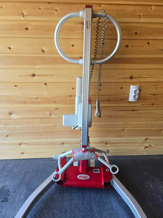 Мобилен сгъвам лифтер за пациенти Molift Smart 150