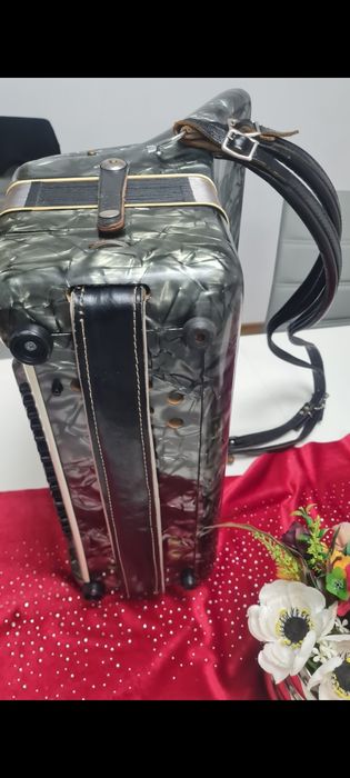 Acordeon Hohner Tango 80 Hohner pt.copii Hohner 60 si Parot