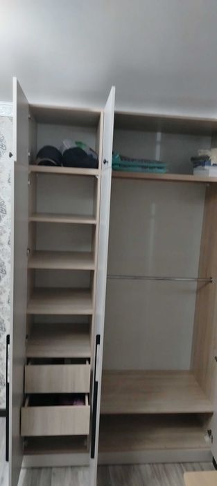 Продам шкаф новый 180000