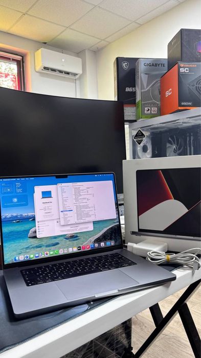 MacBook Pro 2021 года в отличном состояние
