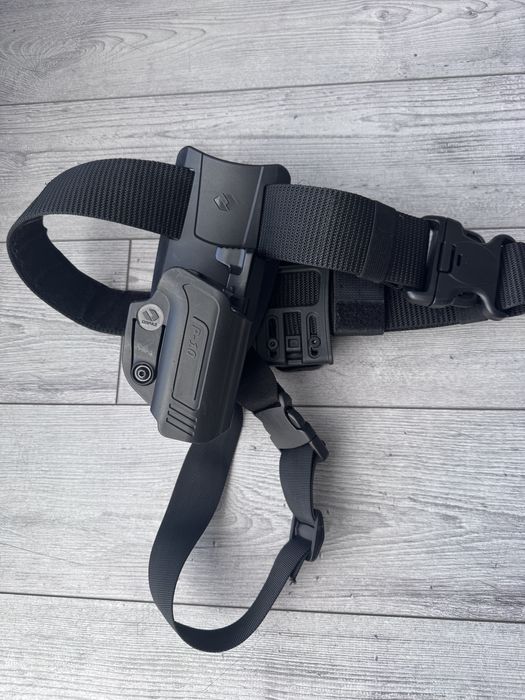 Blackhawy Holster pistol CZ P10 C