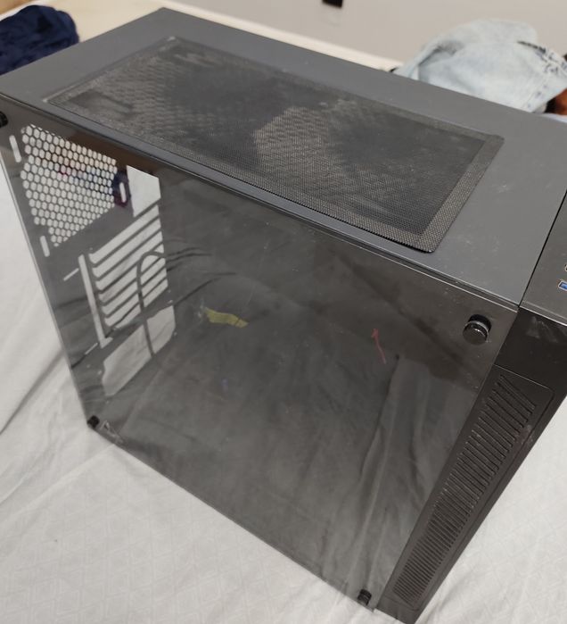 Продам корпус Deepcool ATX Glass