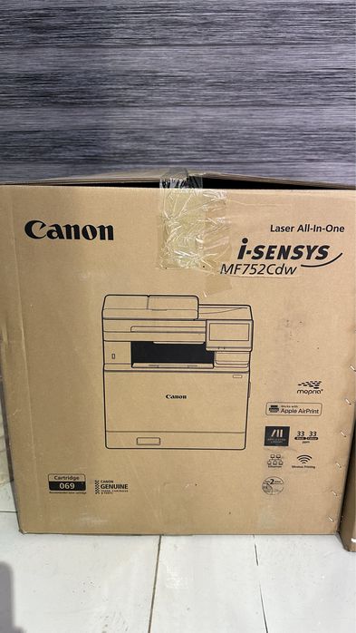 Продаётся Цветной Принтер Canon i-Sensys