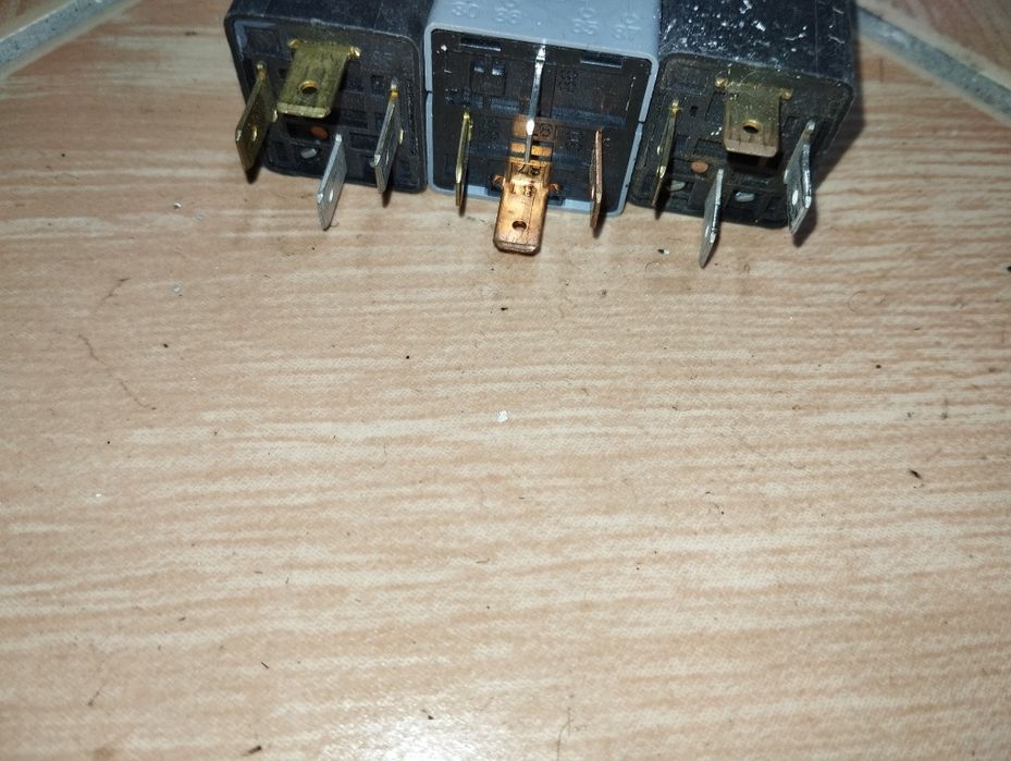 Реле на нексию по 50000 за штуку