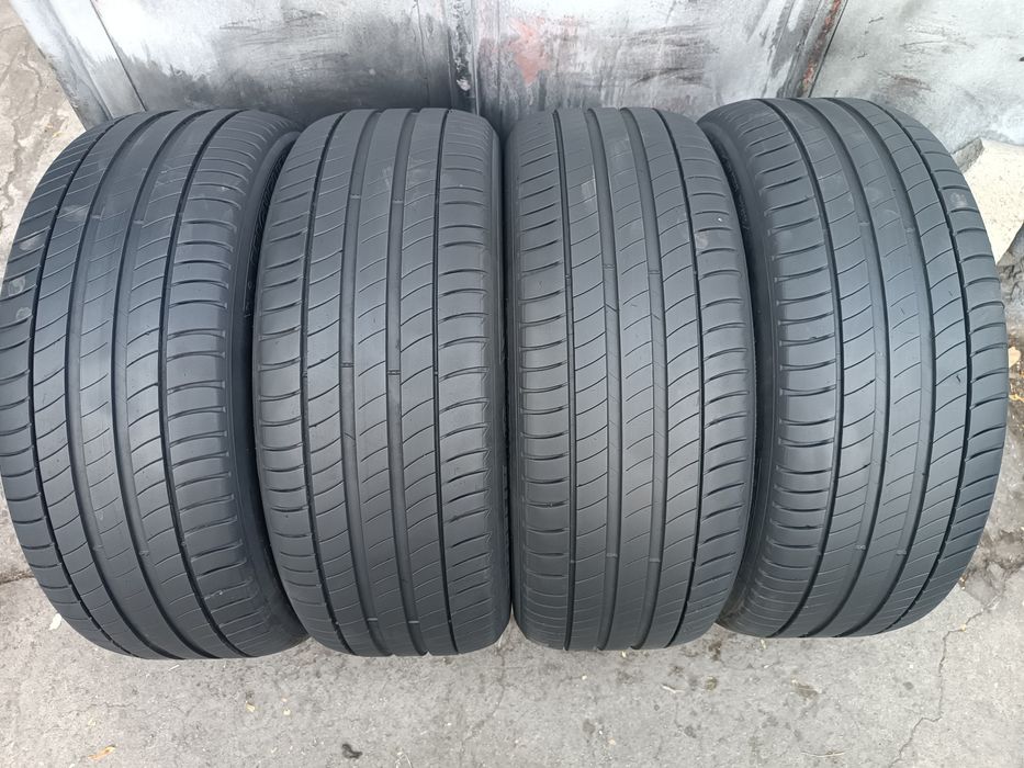 225/50/18 Michelin
