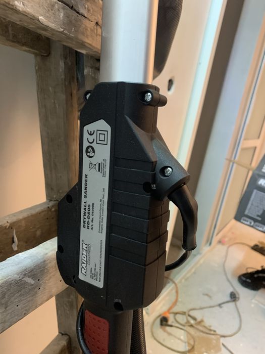 Жираф за шкурене на стени и тавани 2г гаранция