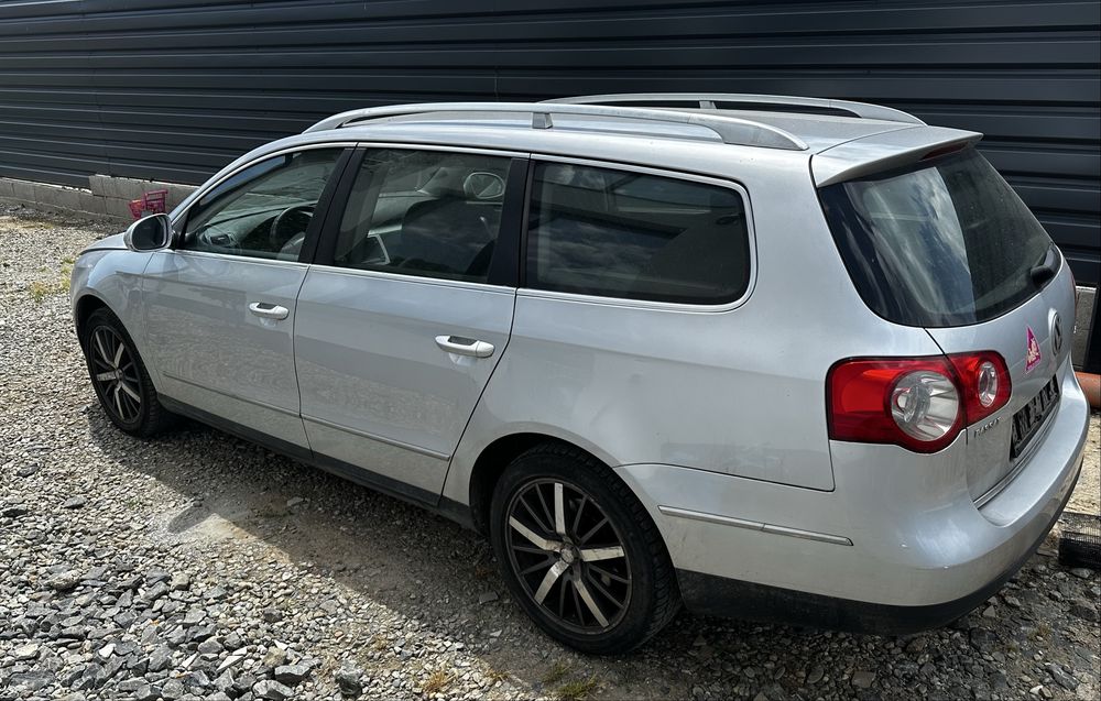 Dezmembrez vw passat b6 2.0 tdi bkp cutie manuala 6+1 t bixenon alcantara