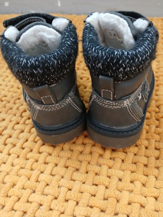 Зимни боти за бебе
