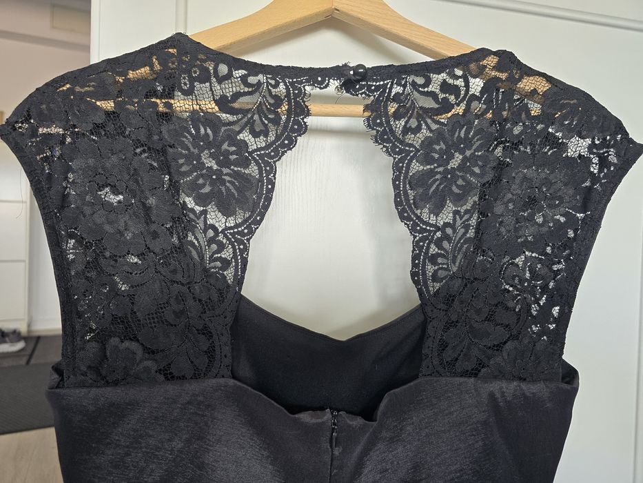 Rochie neagra tafta
