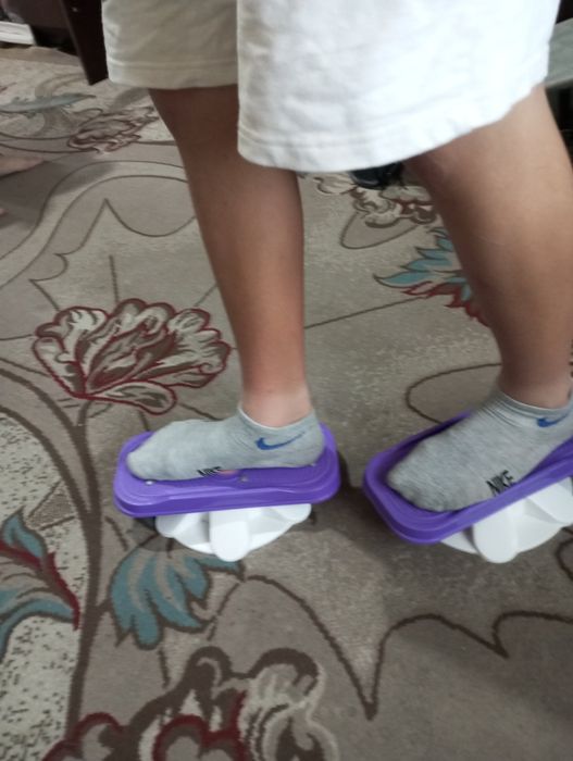 Тренажёр для ног и бёдер