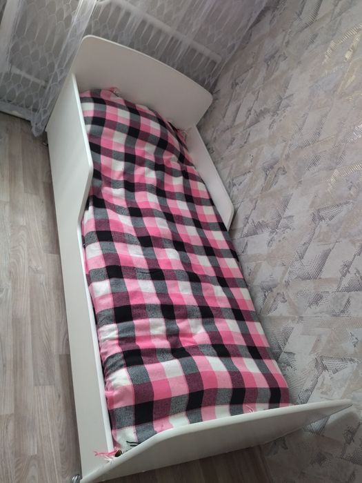 Кровать односпалка