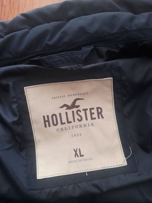 HOLLISTER мъжки елек L размер .