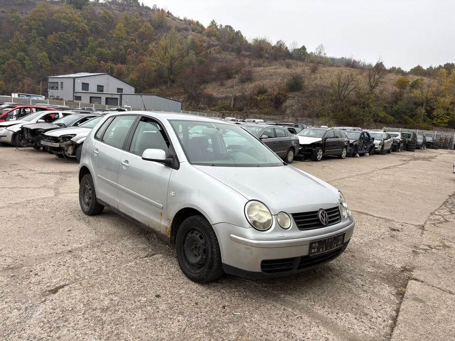 Dezmembrez Volkswagen Polo , an 2005 , 1.4 benzina , 75 cp , cod motor BKY