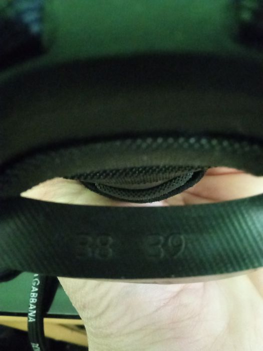 Adidași Dolce&Gabanna, Turcia