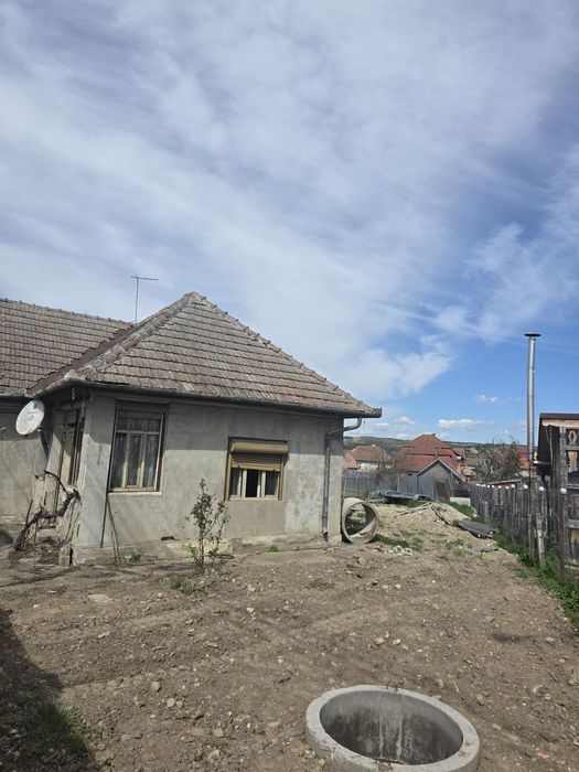 Vând casă în mihai viteazul