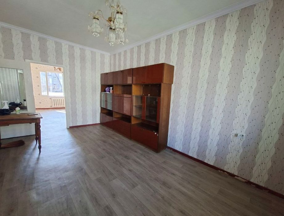 Юнусабад 11, 2/2/4 Неторец Средний Ремонт