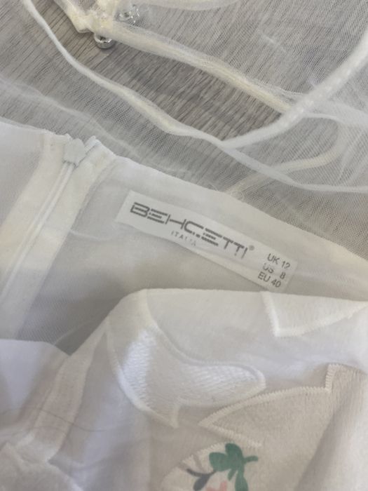 Платье очень красивое