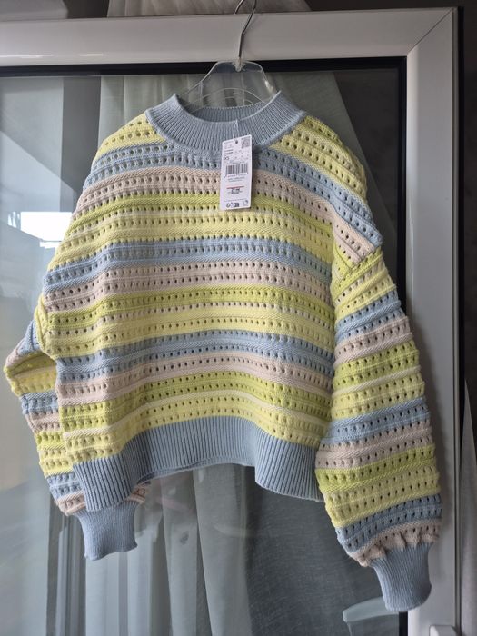 Pulover Mango XS-S nou,damă