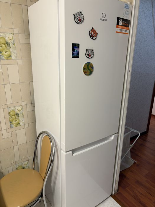 Продам холодильник стиральную машинку