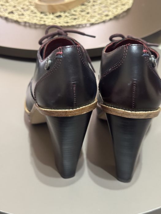 Спортно елегантни оригинални обувки