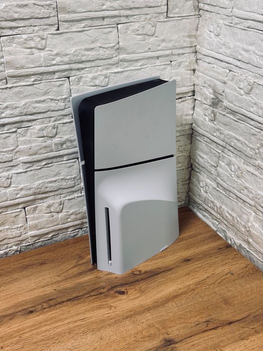 Sony PlayStation Slim 1tb