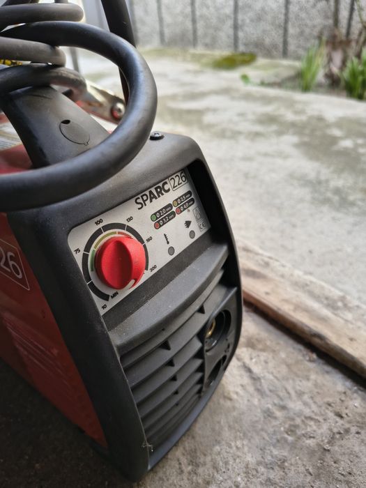 И верторен електрожен helvi spakc 226