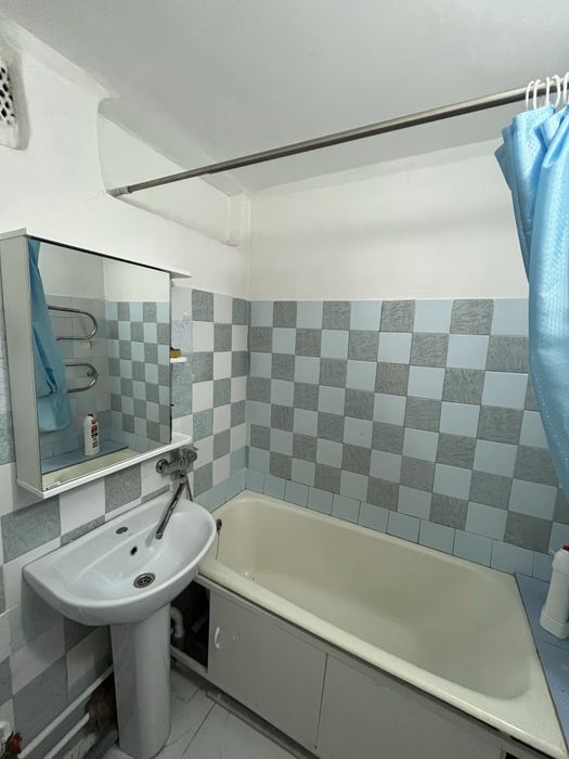 Продам квартиру бульвар гагарина 17/1