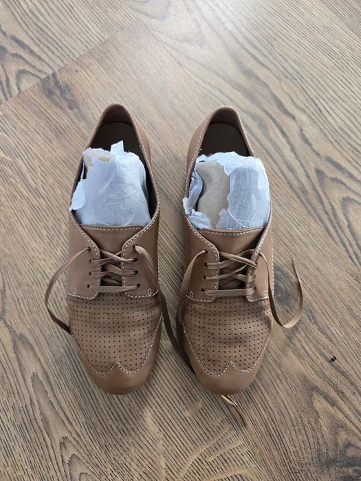 Clarks Оригинални дамски обувки от естествена кожа 38 номер