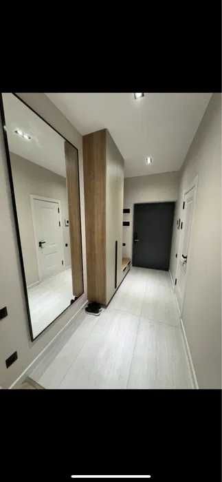 Паркентский рынок 2/6/9 Евро квартира Продам/метро БИЙ близко