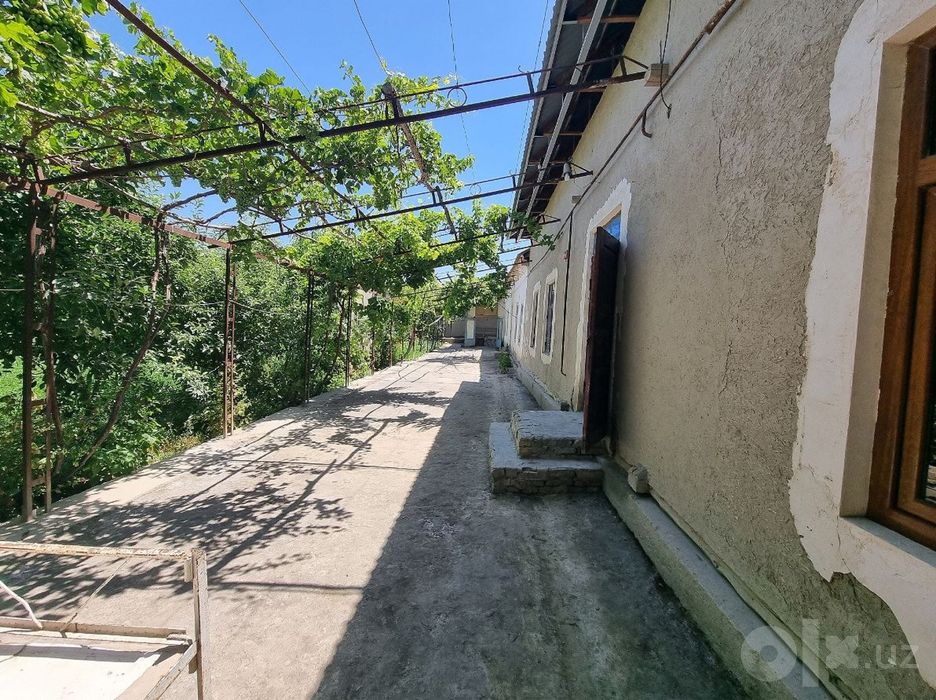 Jondor tumani Zangi mfy uy sotiladi