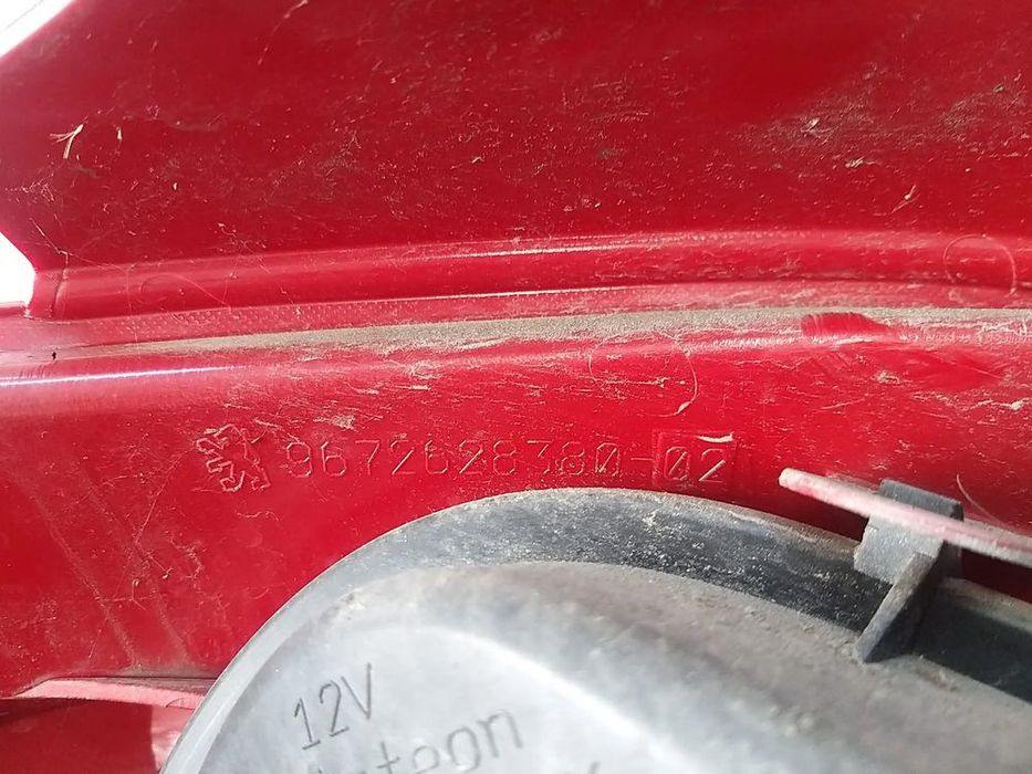Stop tripla lampa dreapta peugeot 208 1 ca cc 967262838002
