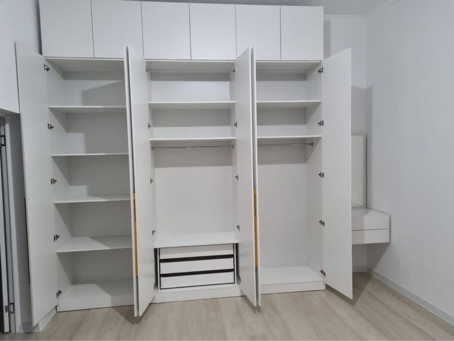 Продается шкаф