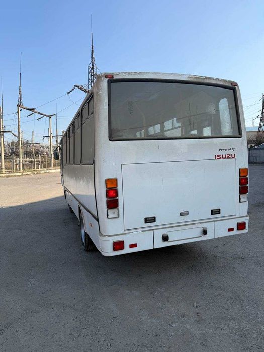 ISUZU SAZ HC40 автобус