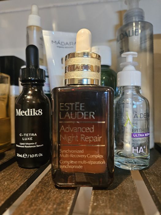 Estee Lauder night repair serum