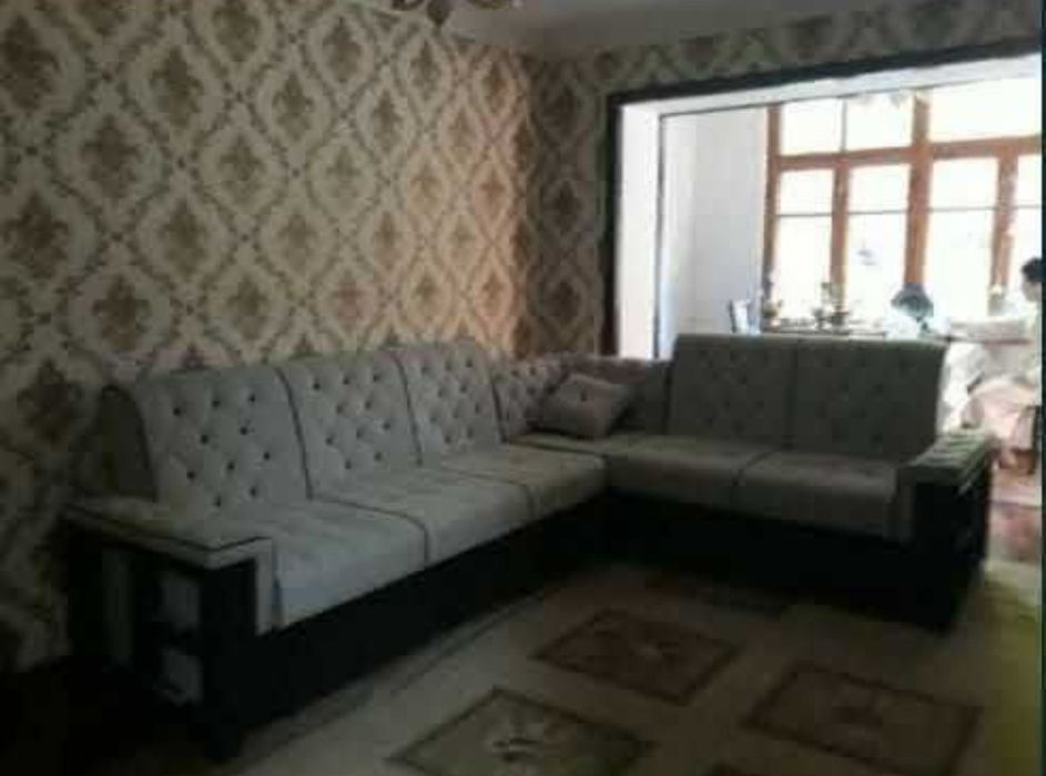 Чиланзар Г9а срочно продаётся квартира 4/1/5.Балкон 2*6.Ипотека